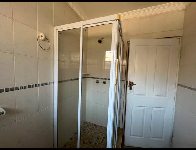 4 BEDROOM SIMPLEX TO LET IN HILLARY